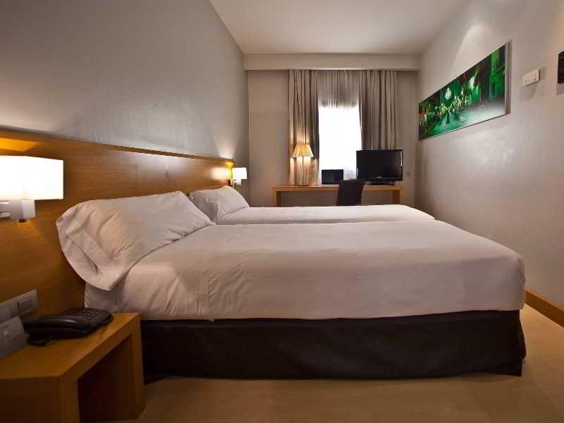 Hotel Arc La Rambla Barcellona Esterno foto