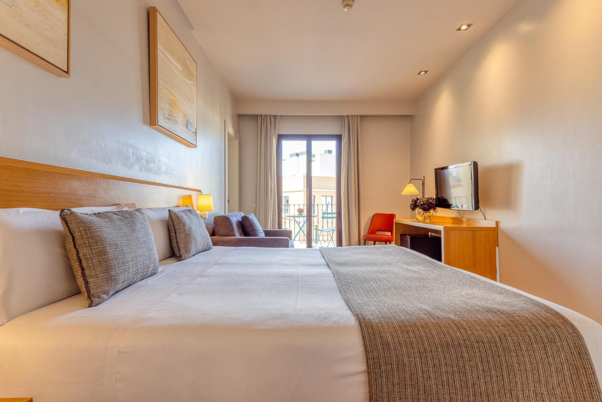 Hotel Arc La Rambla Barcellona Esterno foto