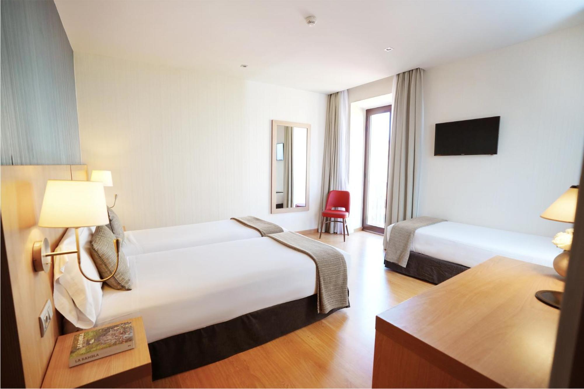 Hotel Arc La Rambla Barcellona Esterno foto